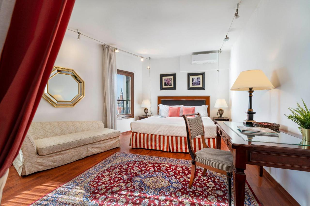 Fenix Turandot Suite البندقية المظهر الخارجي الصورة